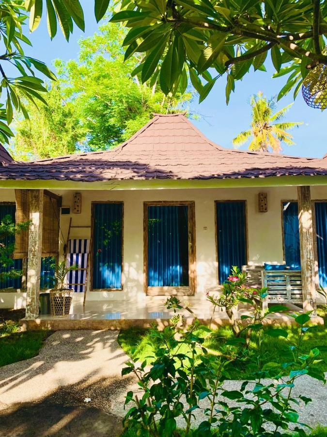 Oasis Villas ギリ・トラワンガン エクステリア 写真