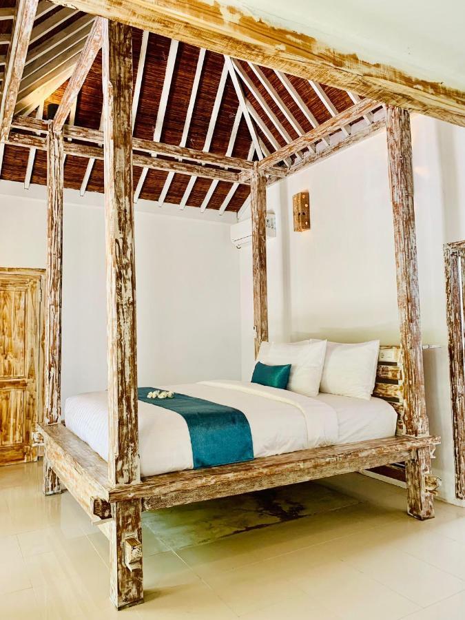 Oasis Villas ギリ・トラワンガン エクステリア 写真