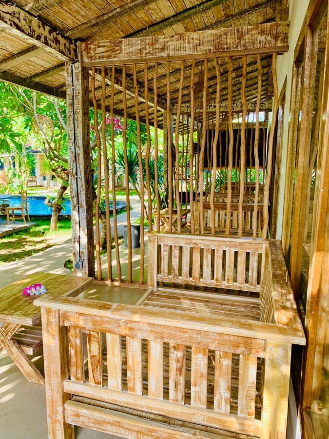Oasis Villas ギリ・トラワンガン エクステリア 写真